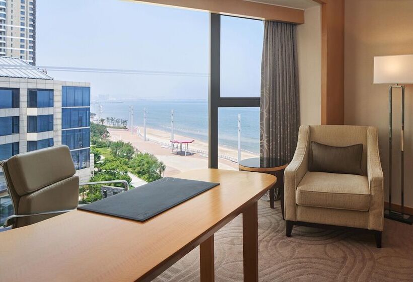 Chambre Premium Vue Mer, Sheraton Yantai Golden Beach Resort