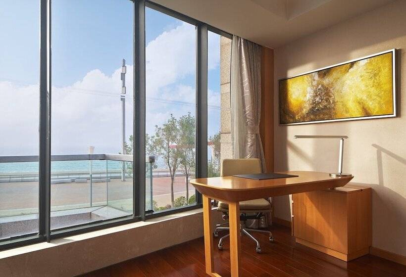 ویلای 2 خوابه, Sheraton Yantai Golden Beach Resort
