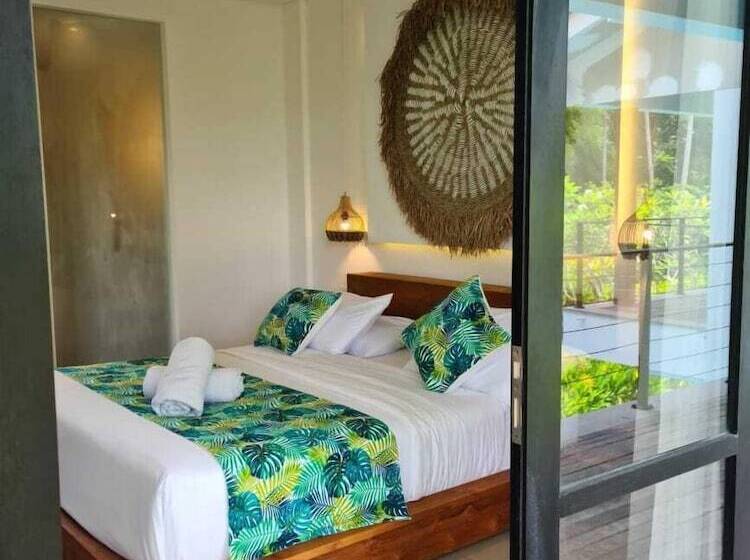 اتاق لوکس با چشم‌انداز باغ, Ayurvedagram Bali