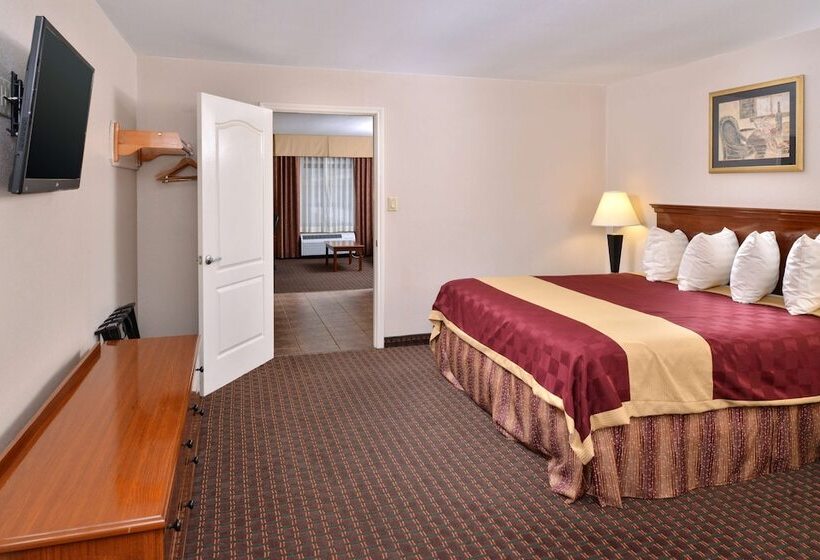 Suite, Americas Best Value Inn & Suites San Benito