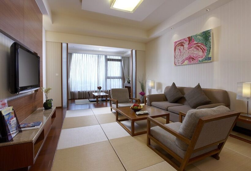 سوییت, Evergreen Resort Hotel   Jiaosi