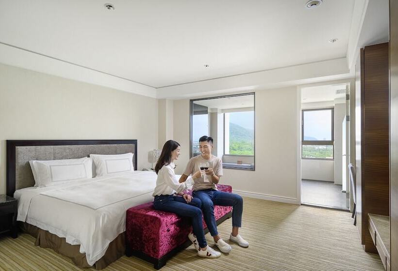 سوییت, Evergreen Resort Hotel   Jiaosi