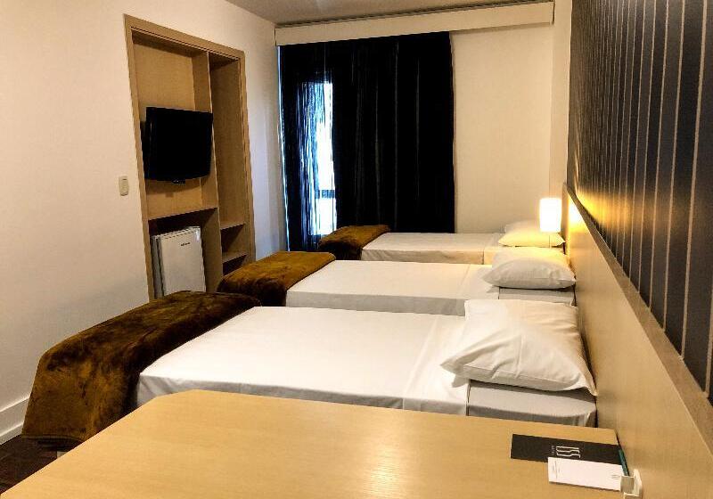 سوئیت با تخت بزرگ, Holiday Inn Express Conway, An Ihg