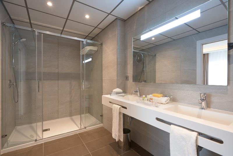 سوئیت برای معلولان, Holiday Inn Express Conway, An Ihg