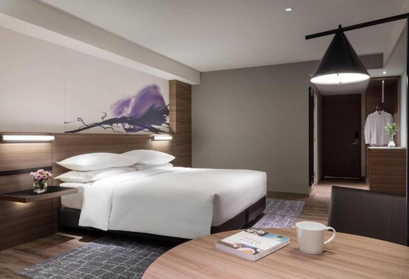 اتاق لوکس, Lake Biwa Marriott