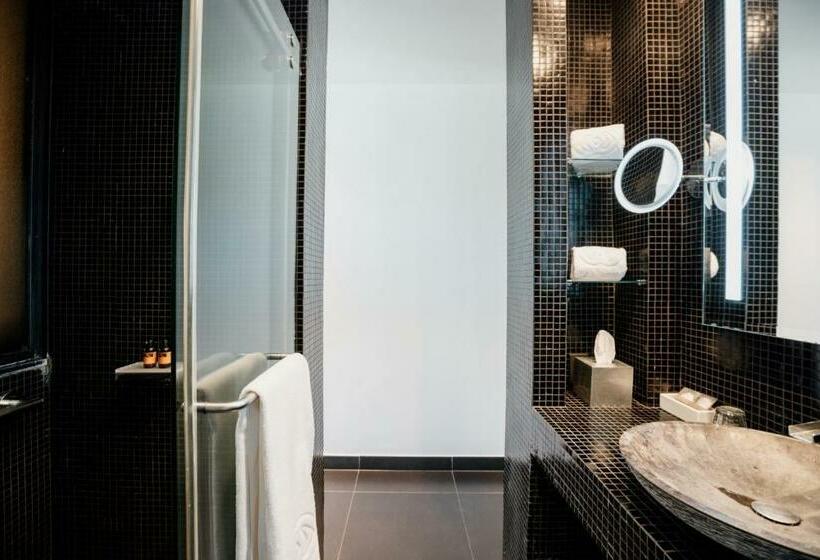 اتاق سوپریور با چشم‌انداز استخر, Sofitel Agadir Thalassa Sea & Spa
