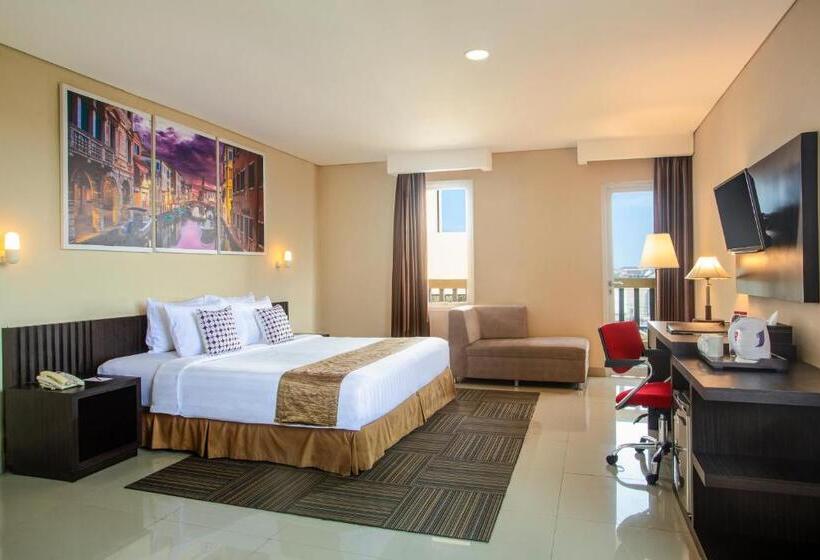 Executive-Zimmer Kingsize Bett, Merapi Merbabu Yogyakarta