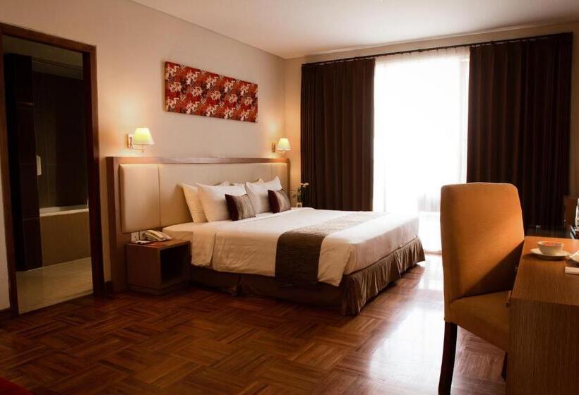 Президентский Люкс, Merapi Merbabu Hotel Yogyakarta Powered By Archipelago