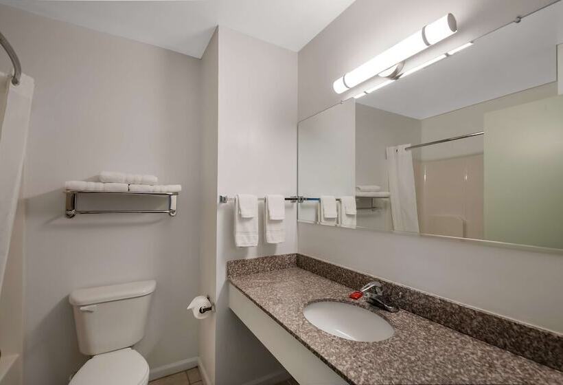 سوییت, Surestay Plus Hotel By Best Western Berkeley Springs