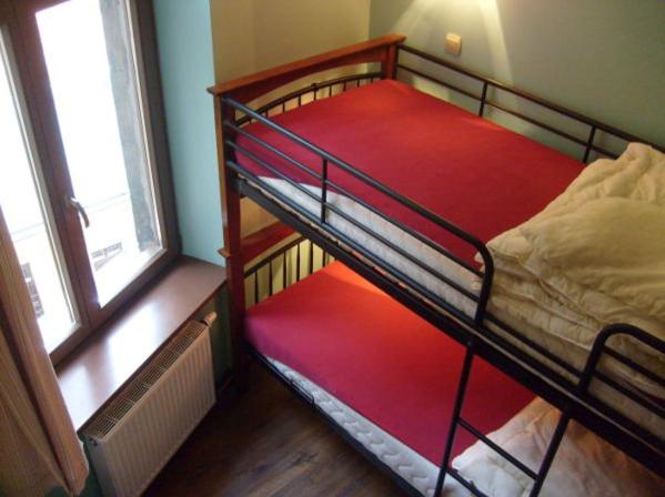 اتاق استاندارد سه تخته با سرویس بهداشتی مشترک, Angel Hostel