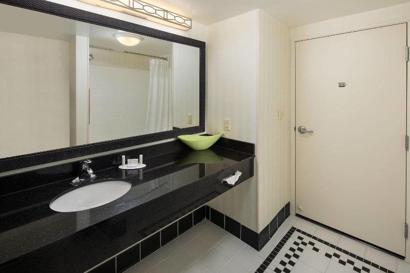 اتاق استاندارد با تخت بزرگ, Fairfield Inn And Suites By Marriott Conway