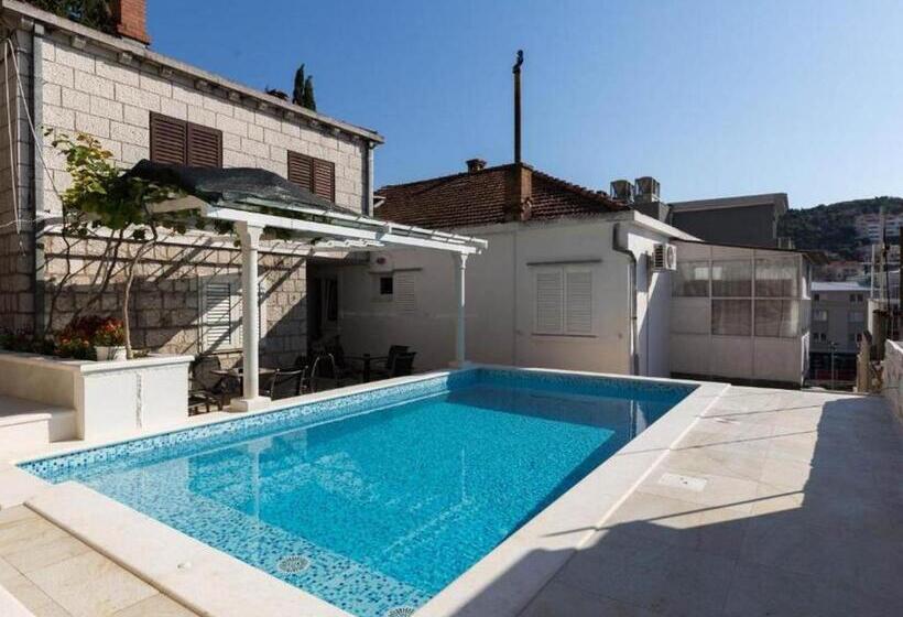 带1个卧室的带阳台的公寓, Kusalo Guesthouse