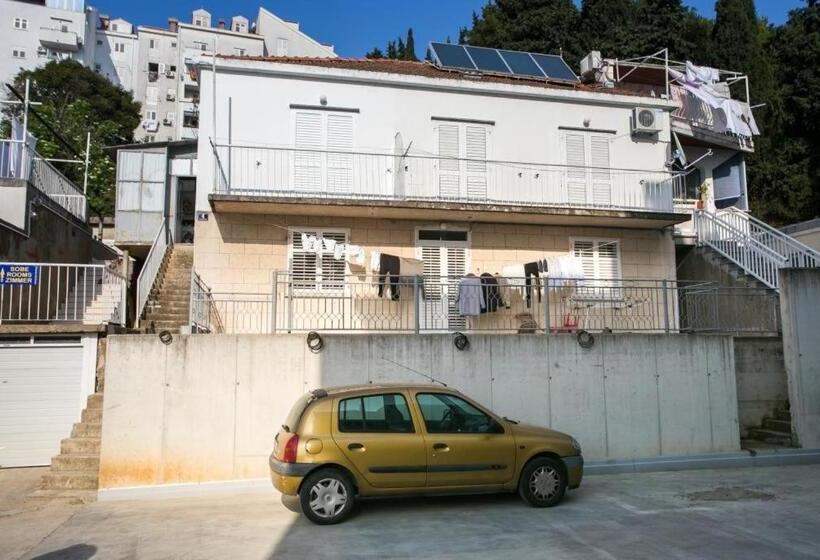 带1个卧室的带阳台的公寓, Kusalo Guesthouse