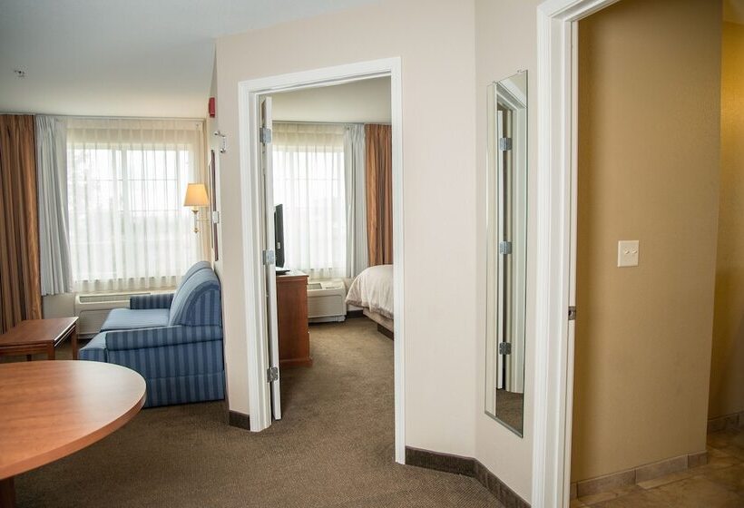 سوییت, Candlewood Suites Loveland, An Ihg