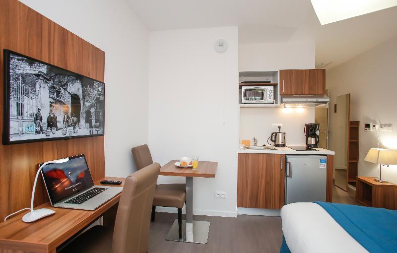 سوئیت با تخت بزرگ, Candlewood Suites Loveland, An Ihg