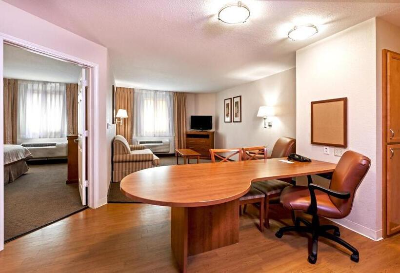 سوییت, Candlewood Suites Pearland, An Ihg