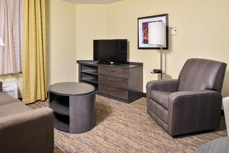 سوئیت با تخت بزرگ, Candlewood Suites Sierra Vista, An Ihg