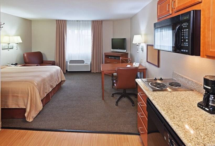 سوئیت با تخت بزرگ, Candlewood Suites Wichita Falls At Maurine Street By Ihg