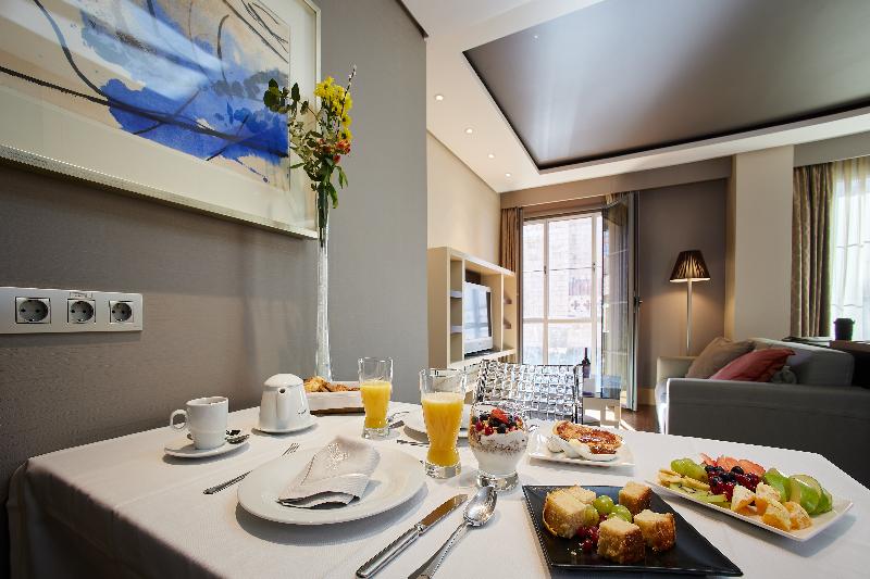 سوییت لوکس, Nexus Valladolid Suites &