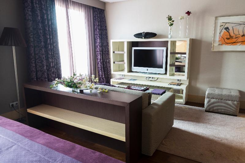 سوئیت پریمیوم, Nexus Valladolid Suites &
