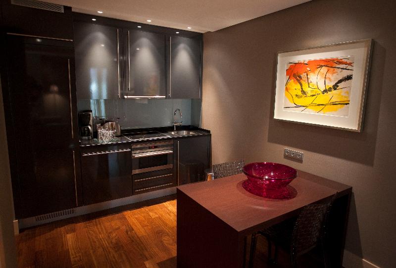 سوئیت پریمیوم, Nexus Valladolid Suites &