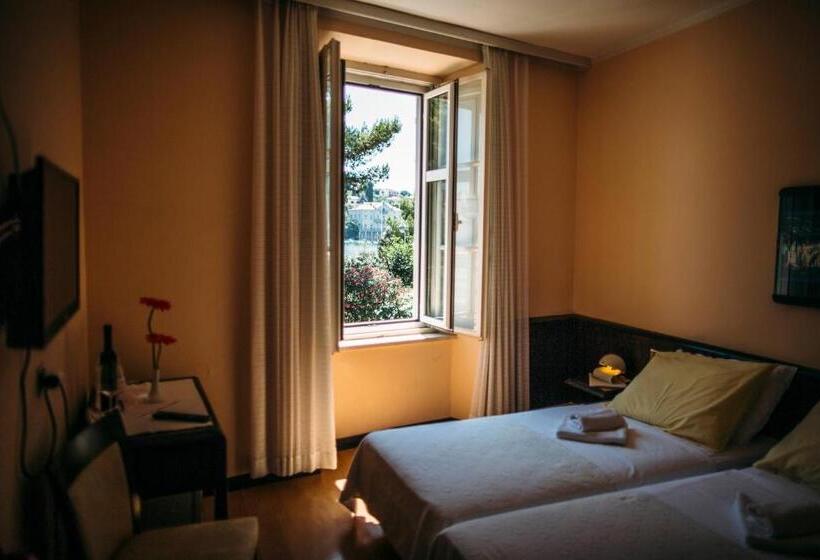 اتاق استاندارد یک نفره, Villa Amfora