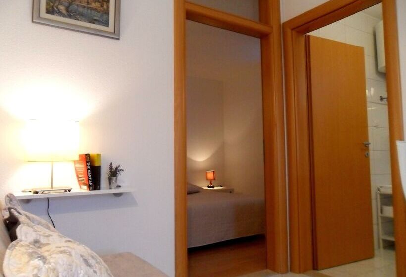 Apartament Comfort 1 Sypialnia, Apartments Pera