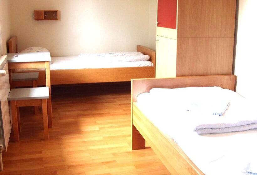 اتاق استاندارد, Hi Hostel Zadar