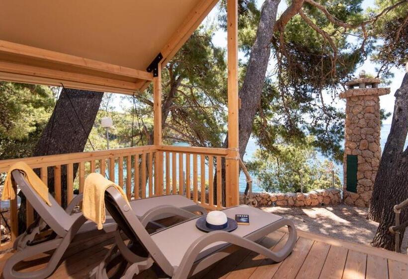 چادر با خدمات رفاهی استاندارد, Holiday Resort Adriatic