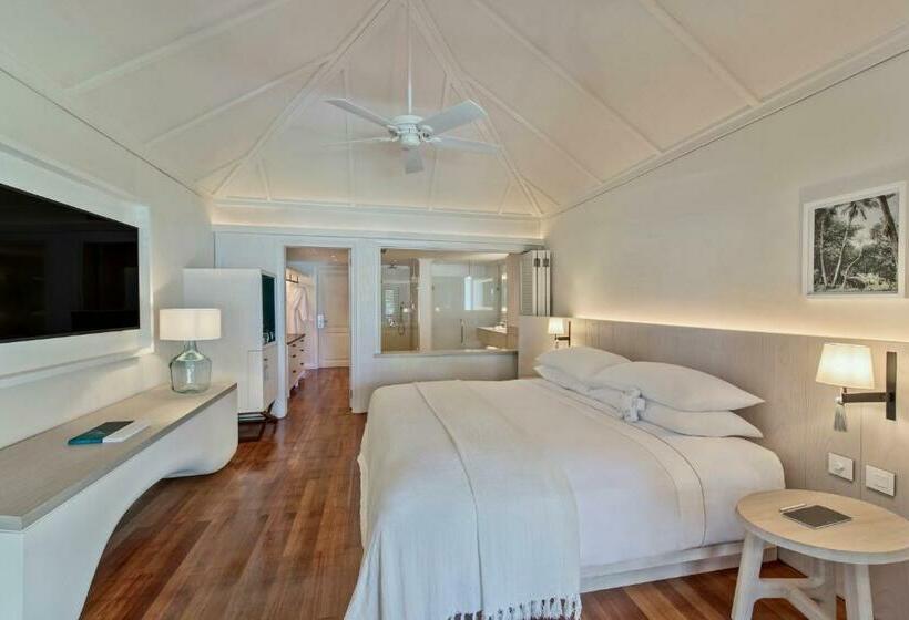 سوییت جونیور با چشم‌انداز دریا, Lux Le Morne Resort