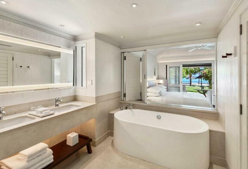 سوییت جونیور با چشم‌انداز دریا, Lux Le Morne Resort