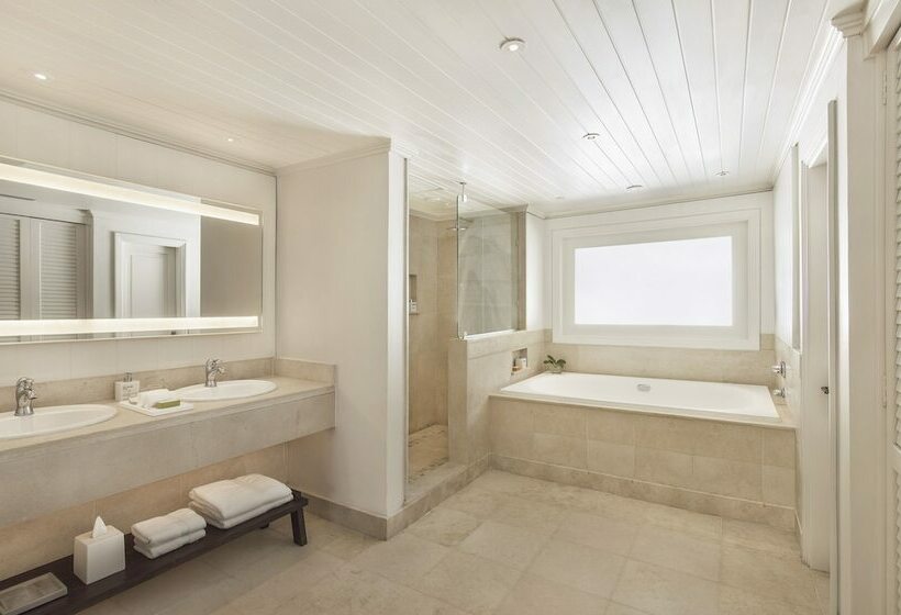 سوییت جونیور, Lux Le Morne Resort