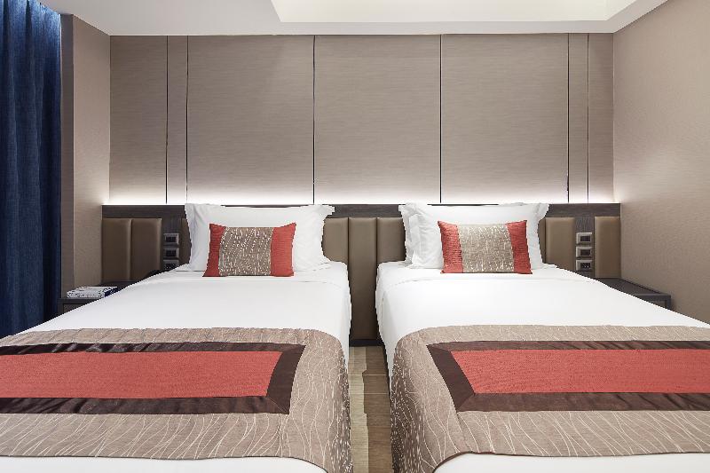 سوییت جونیور, Radisson Hotel Astana