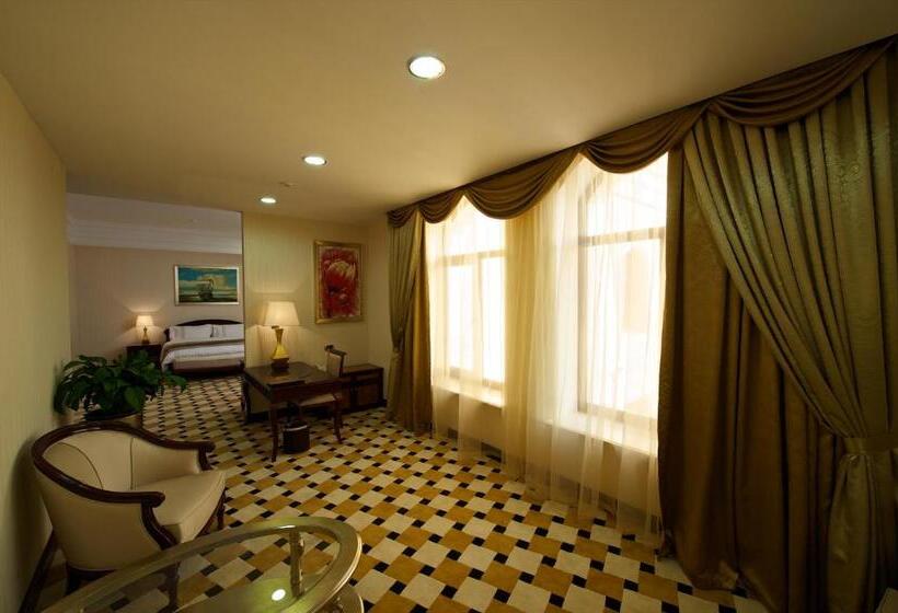 Chambre Deluxe, Royal Tulip Almaty