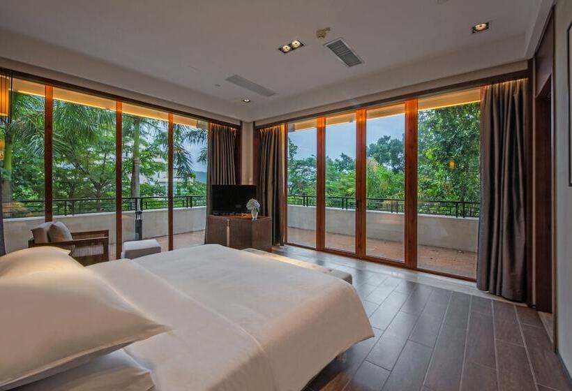 4 Bedroom Suite, Sheraton Huizhou Beach Resort