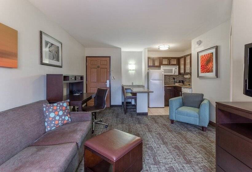 سوئیت برای معلولان, Staybridge Suites Davenport, An Ihg