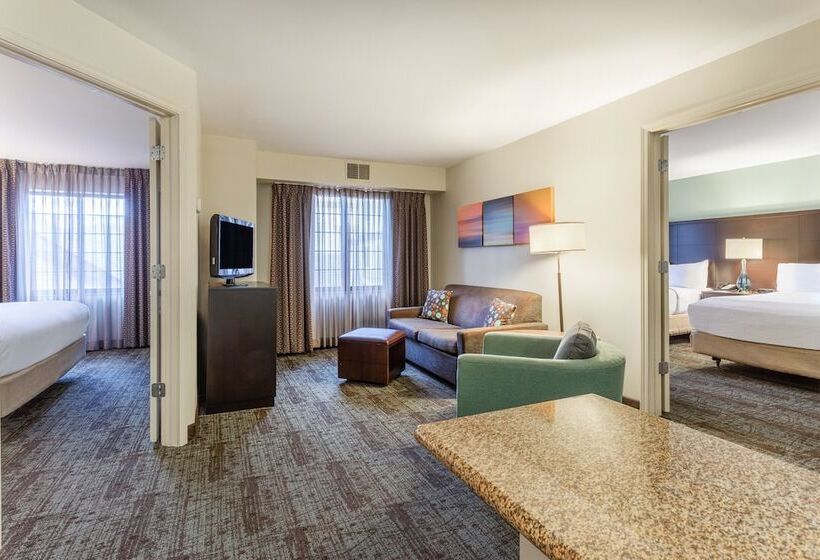 سوئیت 2 خوابه, Staybridge Suites Davenport