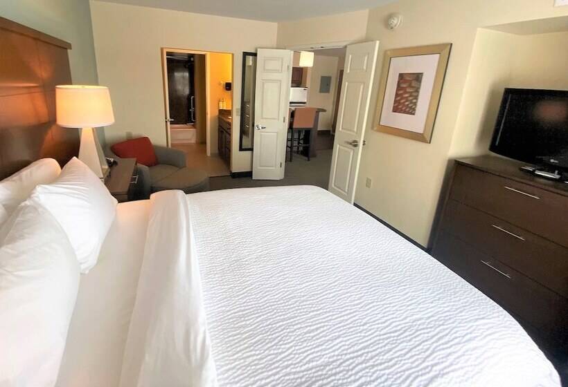 سوییت, Staybridge Suites Great Falls, An Ihg