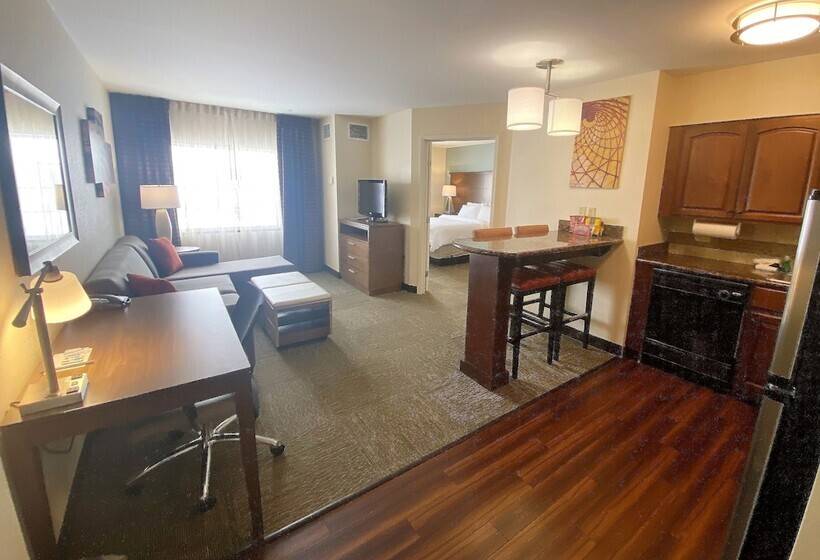 Люкс, Staybridge Suites Great Falls