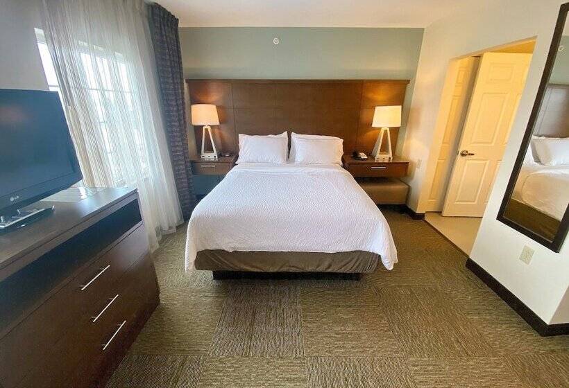 استودیوی استاندارد, Staybridge Suites Great Falls, An Ihg
