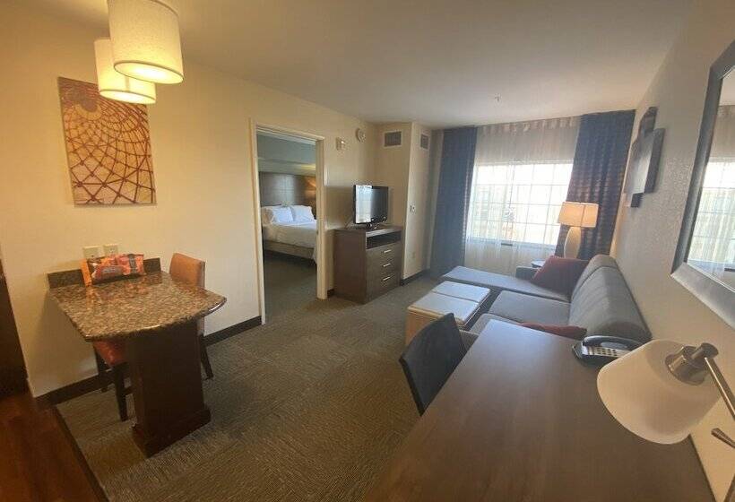 Suite Adaptada para personas con movilidad reducida, Staybridge Suites Great Falls