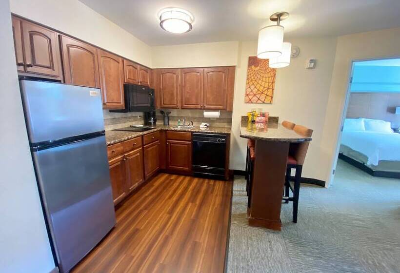 سوییت, Staybridge Suites Great Falls, An Ihg