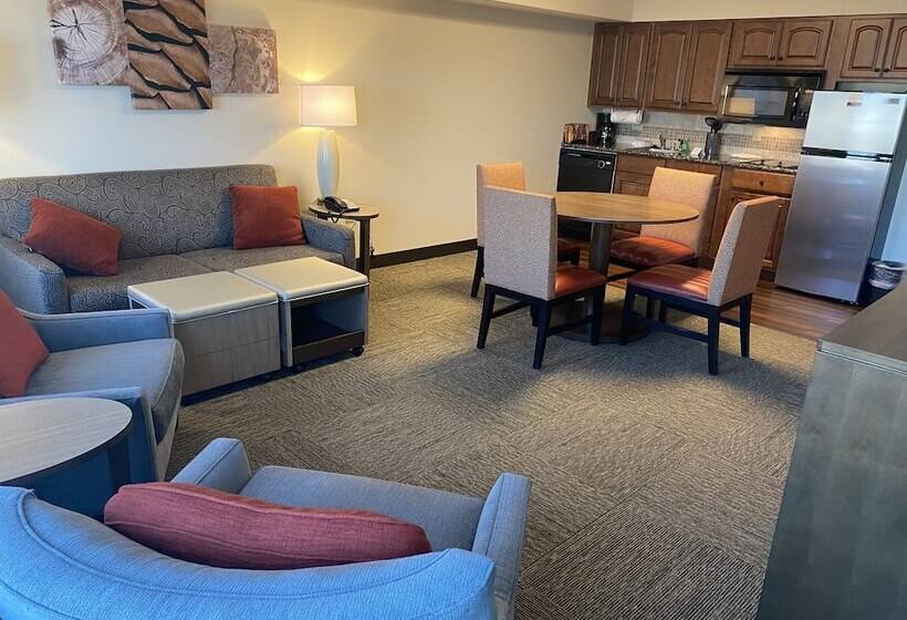 سوییت, Staybridge Suites Great Falls, An Ihg