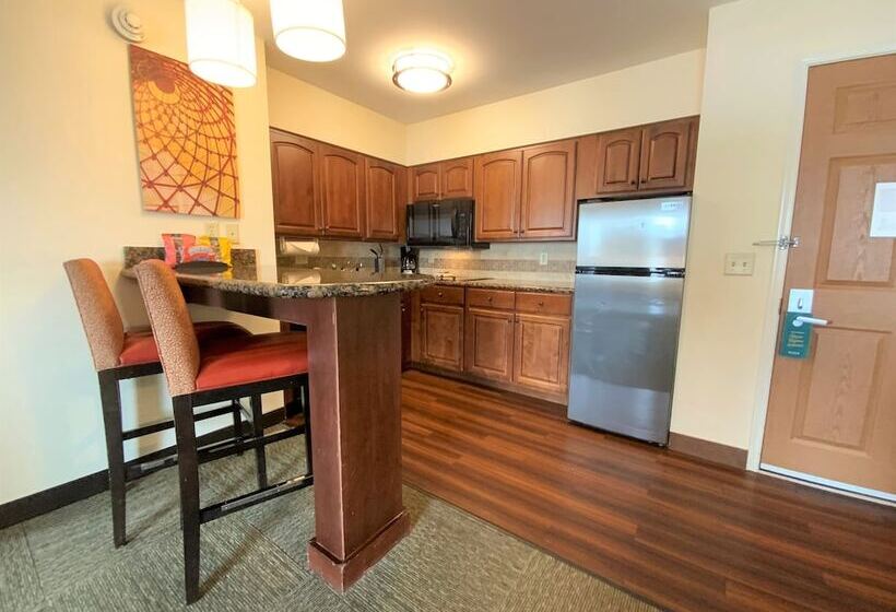 سوئیت برای معلولان, Staybridge Suites Great Falls, An Ihg