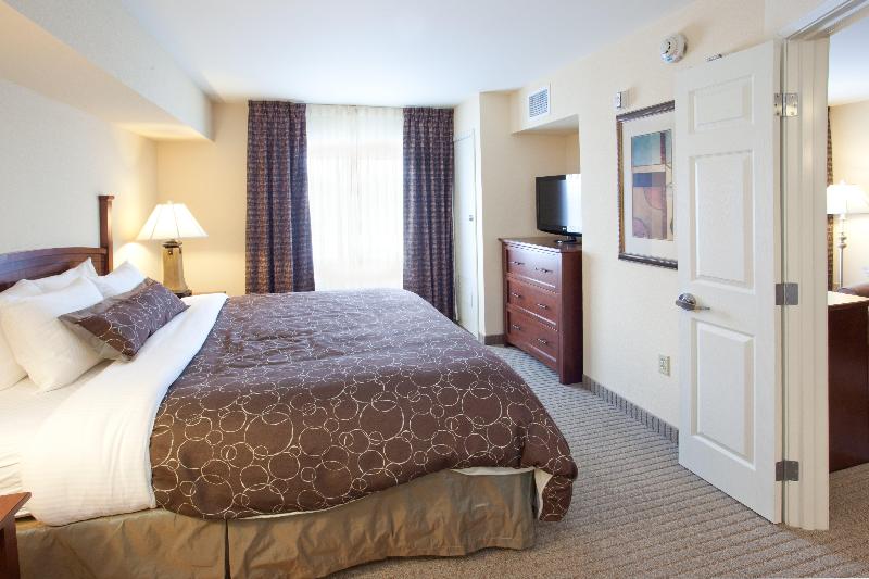 سوئیت با تخت بزرگ, Staybridge Suites Great Falls, An Ihg