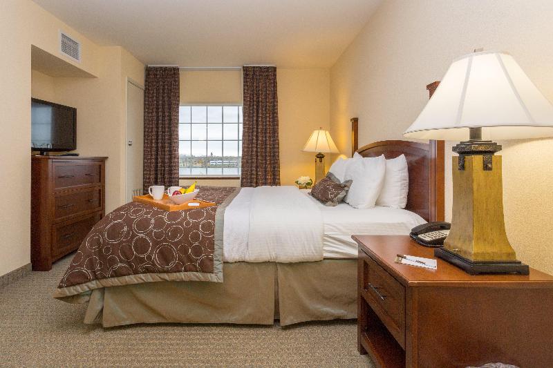 سوئیت با تخت بزرگ, Staybridge Suites Great Falls, An Ihg