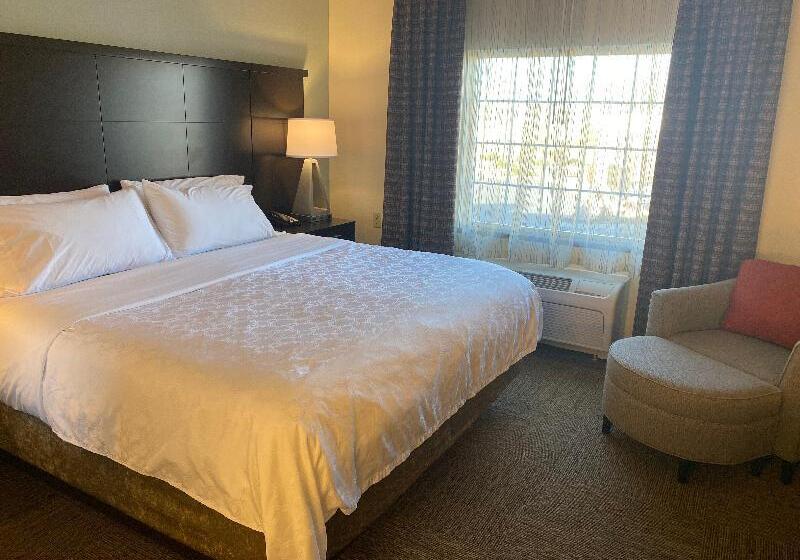 سوییت, Staybridge Suites Great Falls, An Ihg