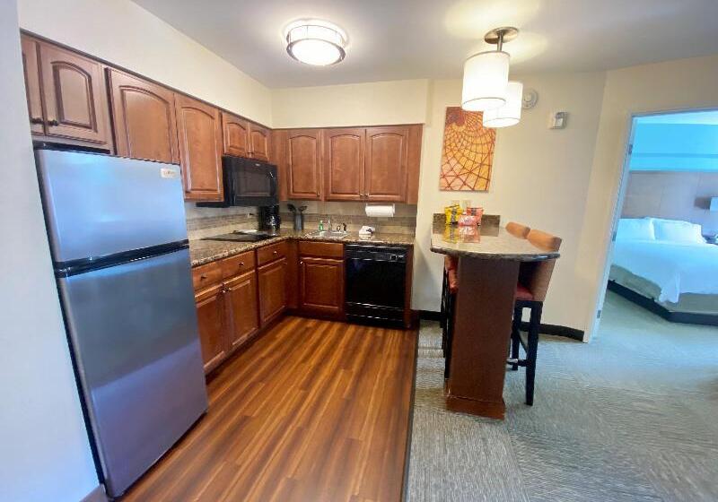 سوییت, Staybridge Suites Great Falls, An Ihg
