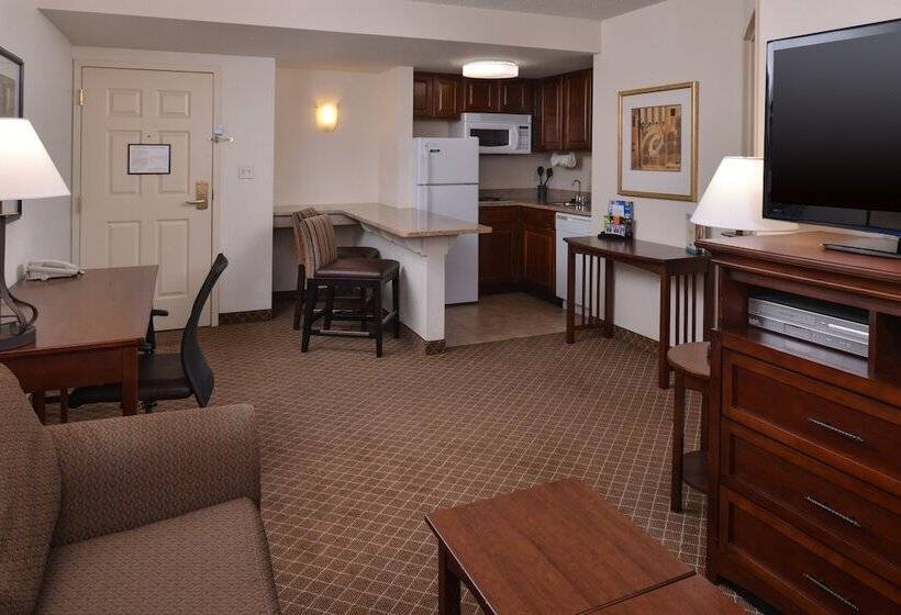 سوییت, Staybridge Suites Indianapolis Airport, An Ihg