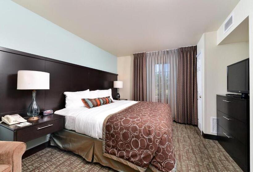 اتاق استاندارد با تخت بزرگ, Staybridge Suites Sioux Falls At Empire Mall